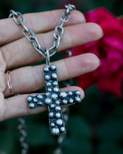 Load image into Gallery viewer, Sovereign Cross Necklace
