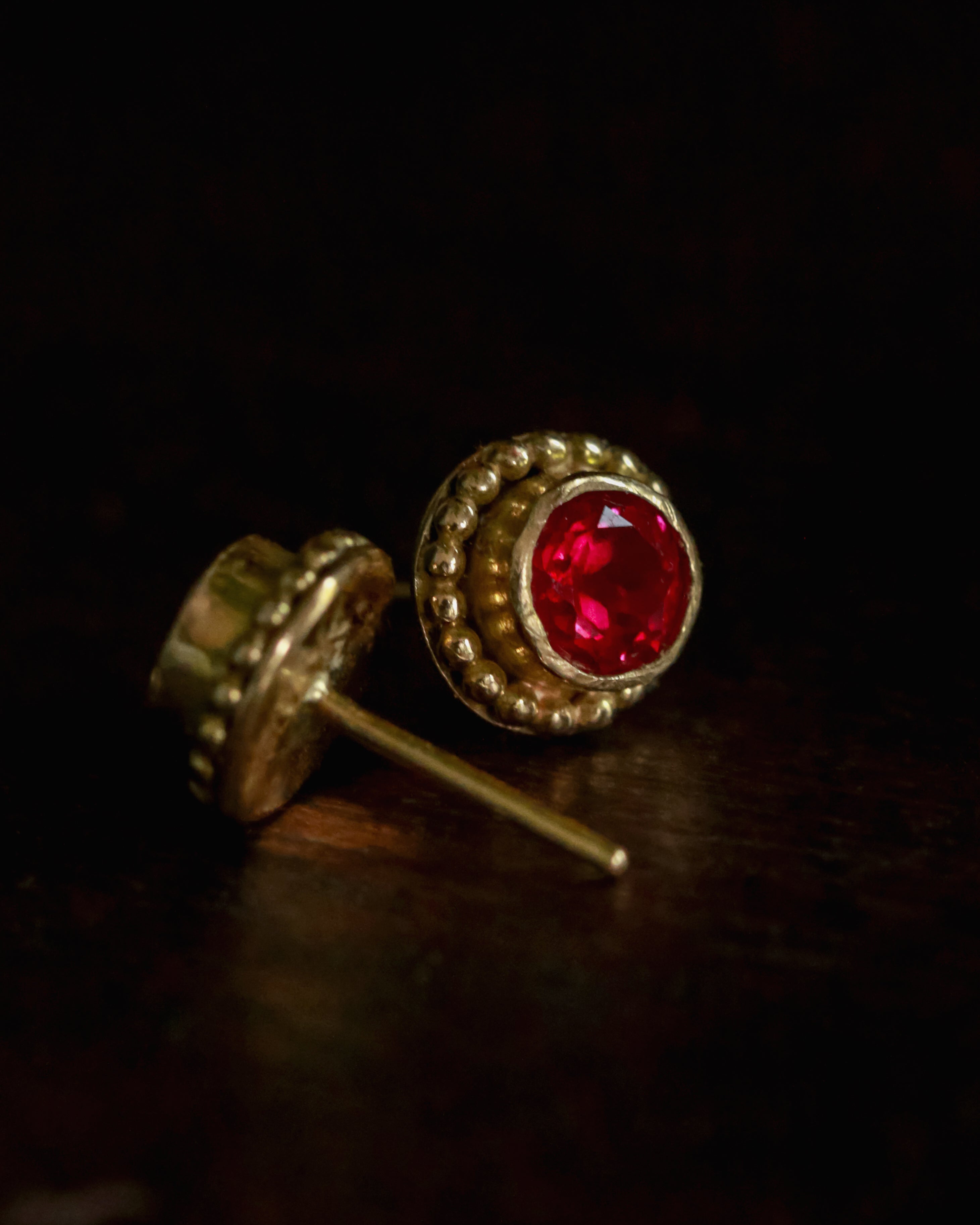 Crimson Duchess Studs