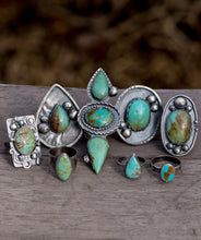 Load image into Gallery viewer, Turquoise Oval Statement Ring
