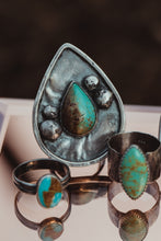 Load image into Gallery viewer, Turquoise Teardrop Statement Ring