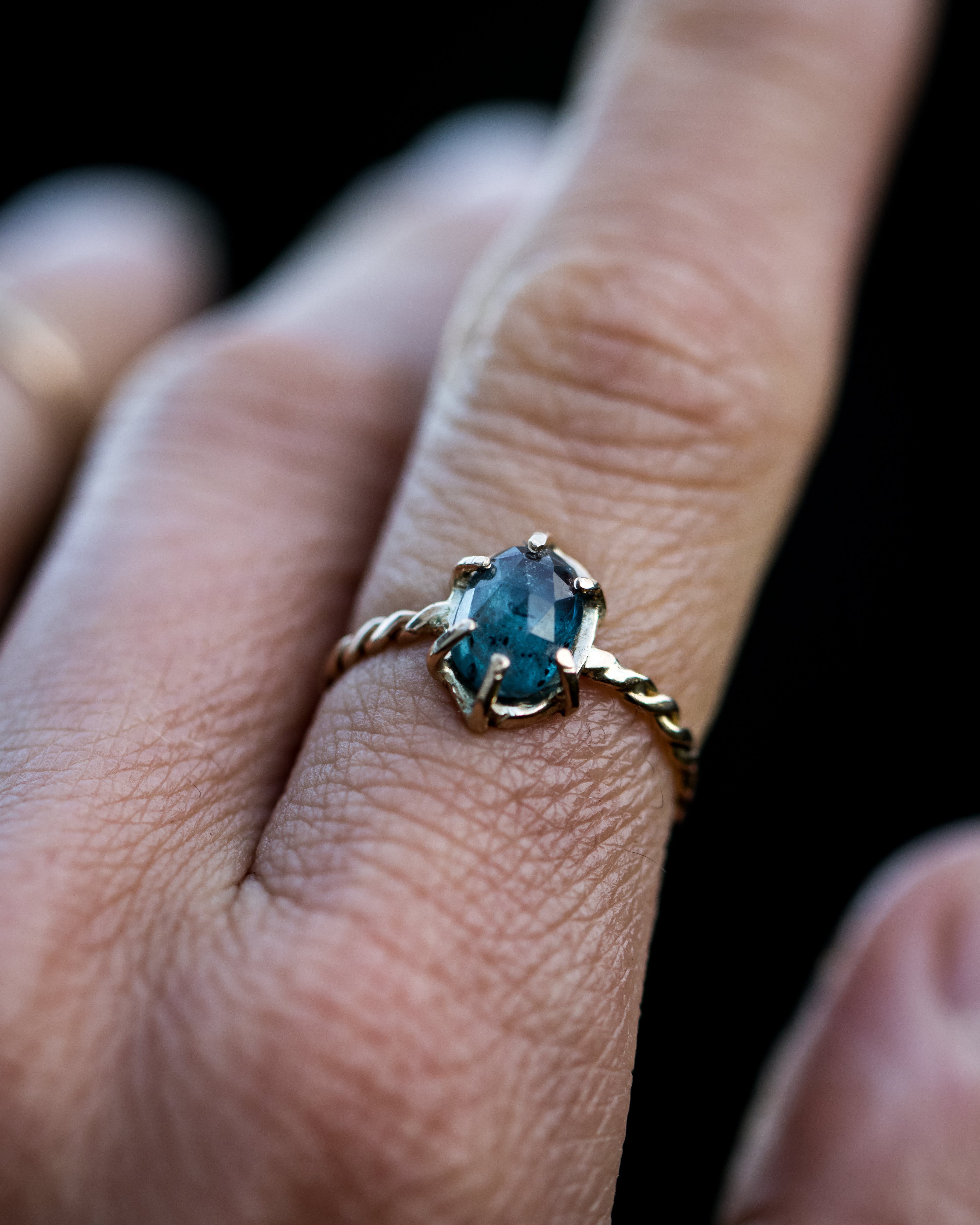 Kyanite Twist Band (2)