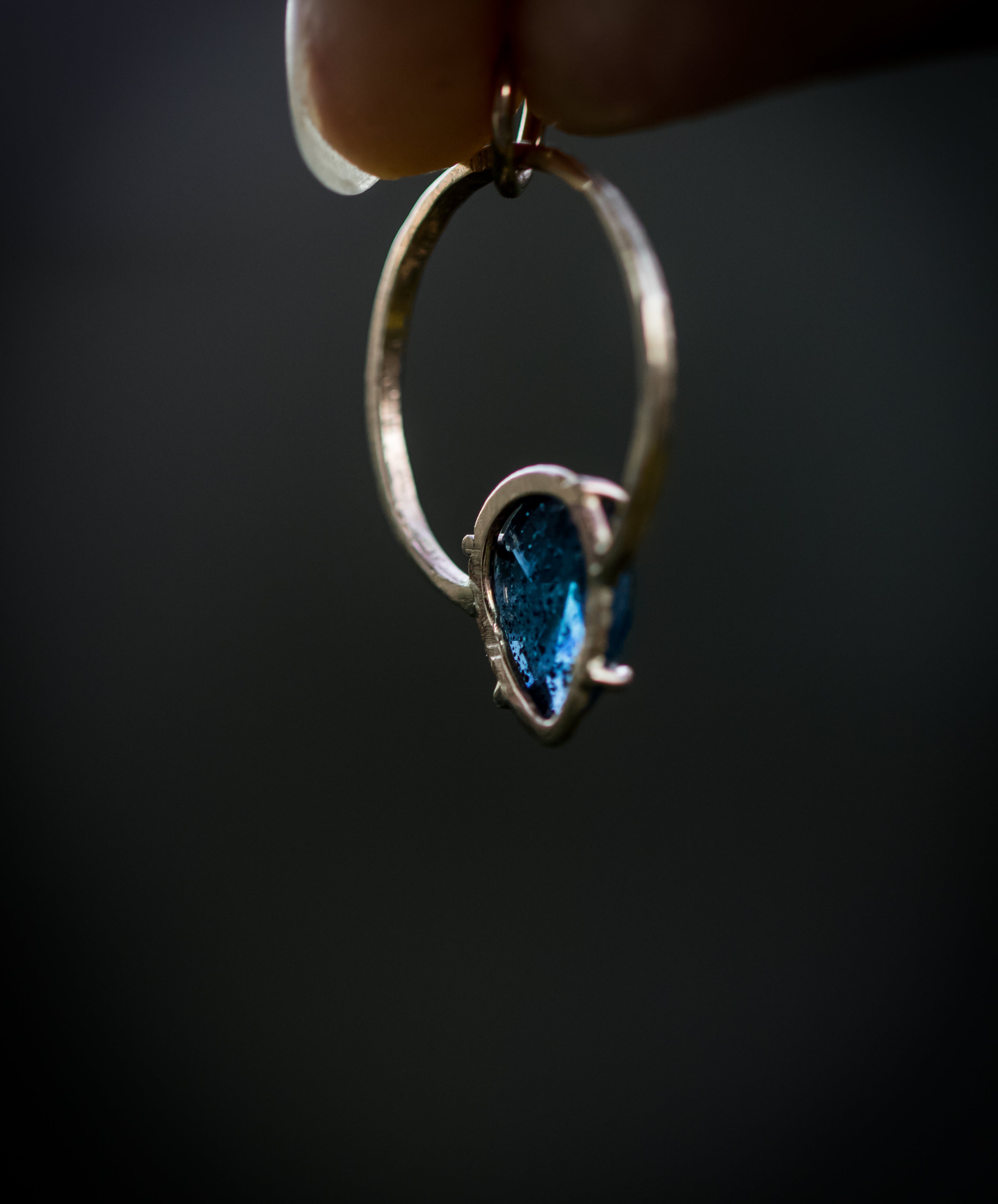 Kyanite Prong Pendant