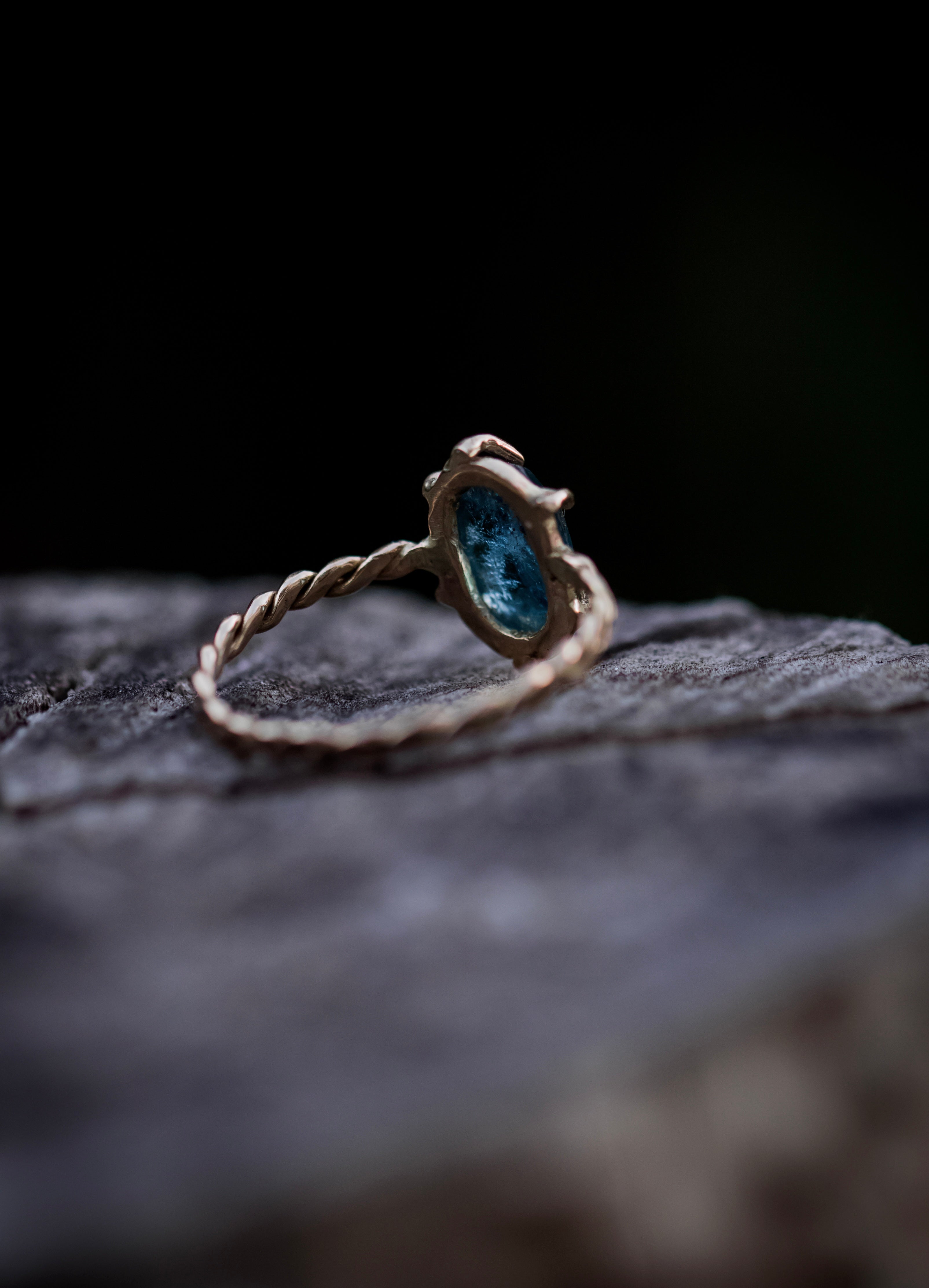 Kyanite Twist Band (2)